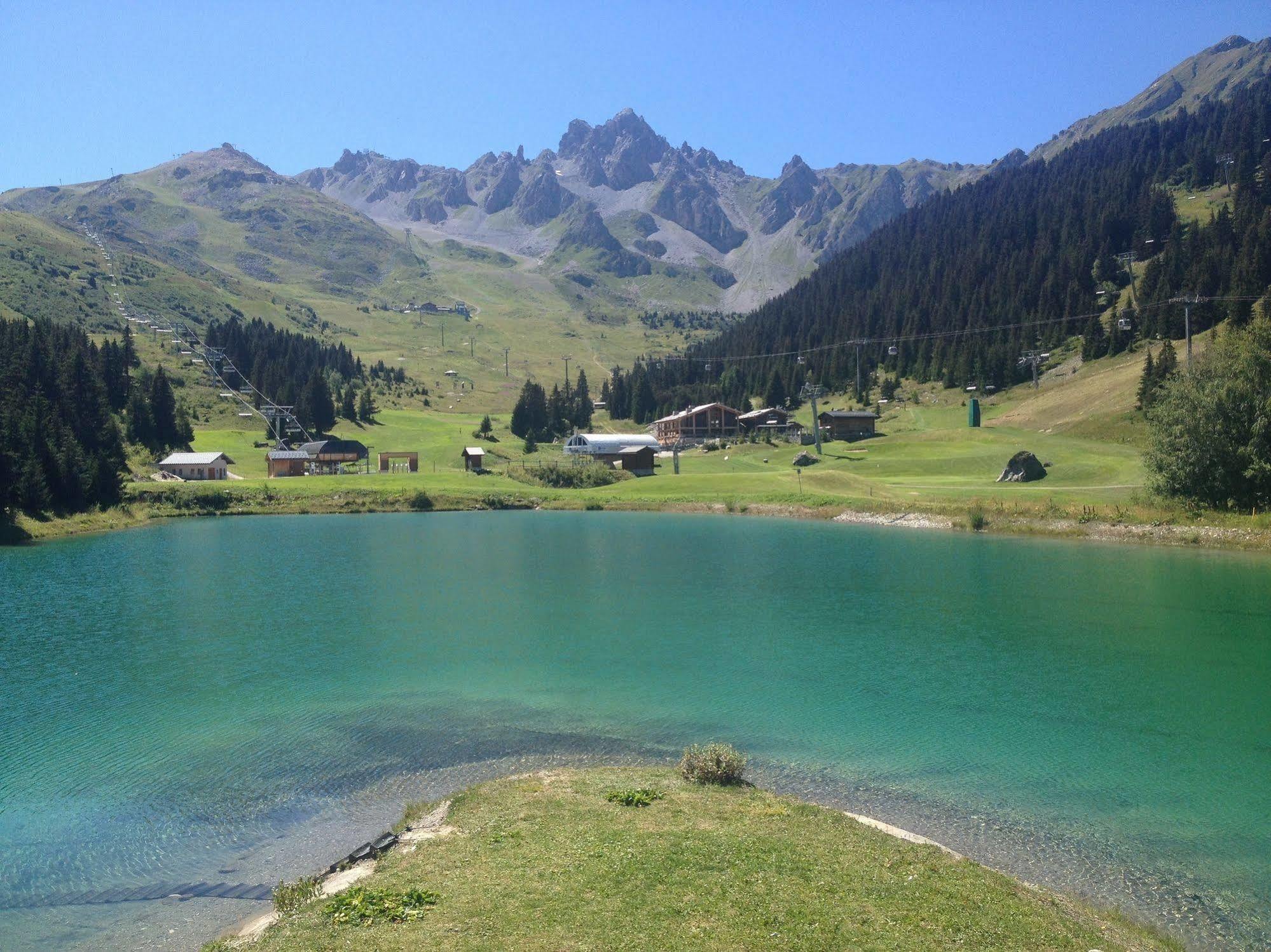 Lake Hotel Courchevel 1850 Luaran gambar